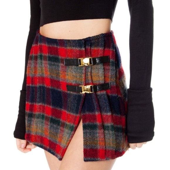 *do not purhcase* looking for are you am i skirt - Picture 2 of 2